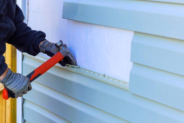 Reliable Emergency Siding Repair contractor in Bellevue, WA by All Pro Siding Demarest